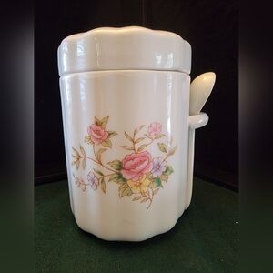 EUC VTG Coffee Canister From FDTA